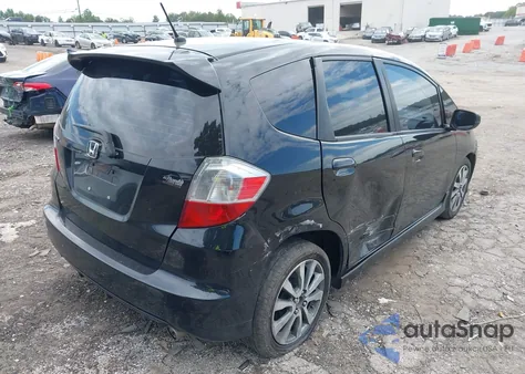 2013 Honda Fit Sport z USA, uszkodzony, nr VIN JHMGE8H53DC062784